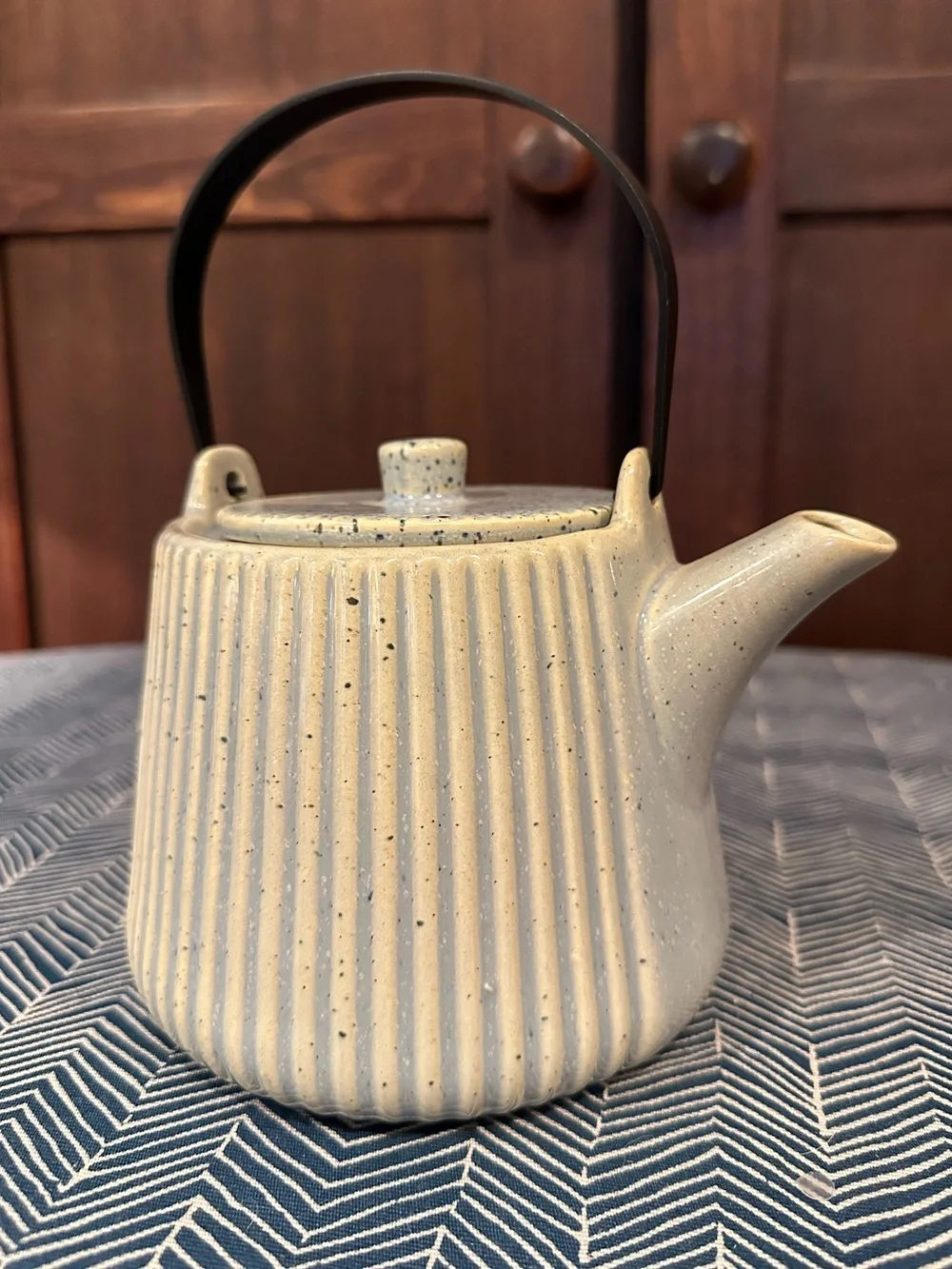BIA Pottery • Cordon Bleu • ceramic tea pot with strainer